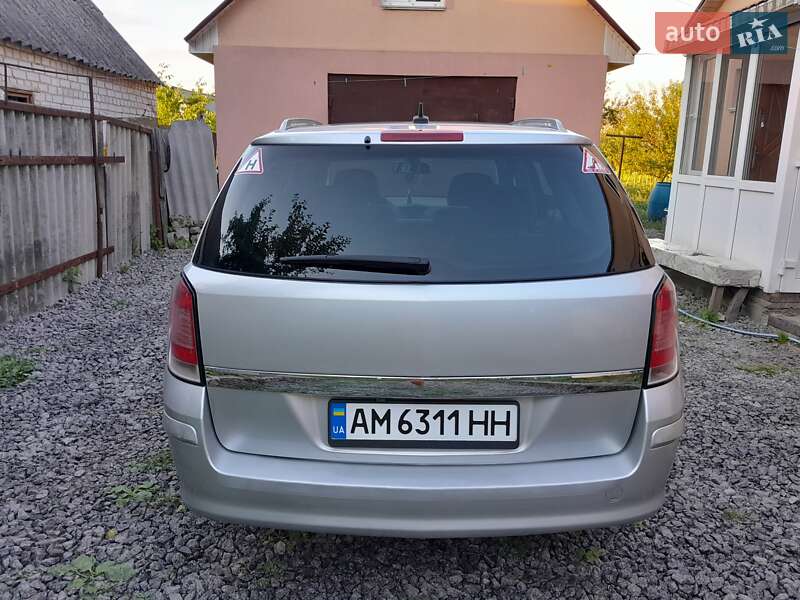 Универсал Opel Astra 2004 в Бердичеве