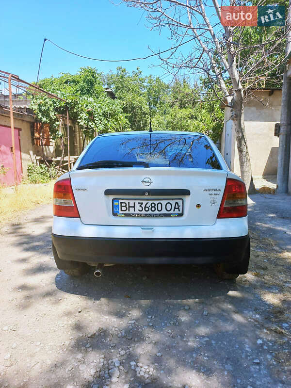 Хэтчбек Opel Astra 1998 в Одессе