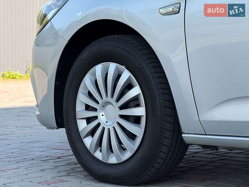 Универсал Opel Astra 2016 в Луцке