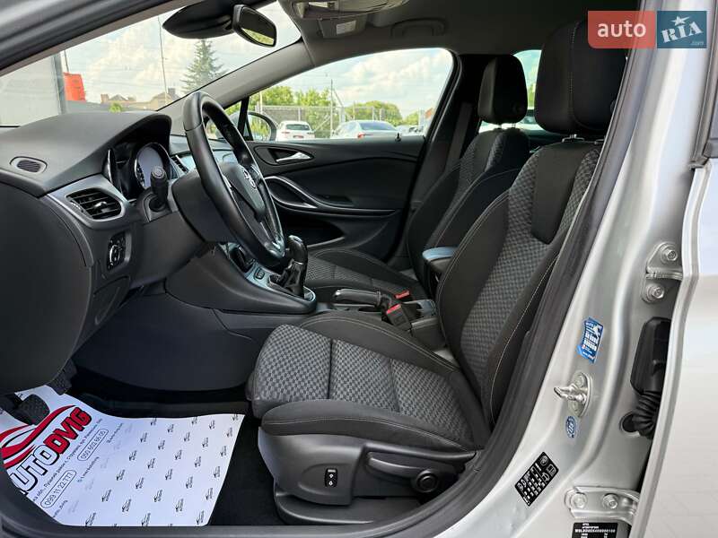 Универсал Opel Astra 2016 в Луцке
