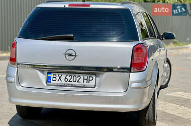 Универсал Opel Astra 2005 в 