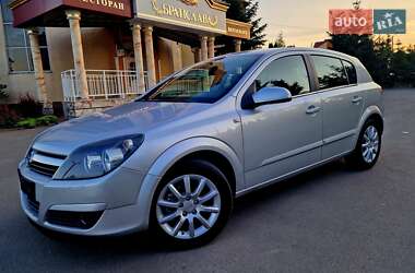 Хэтчбек Opel Astra 2005 в Тернополе