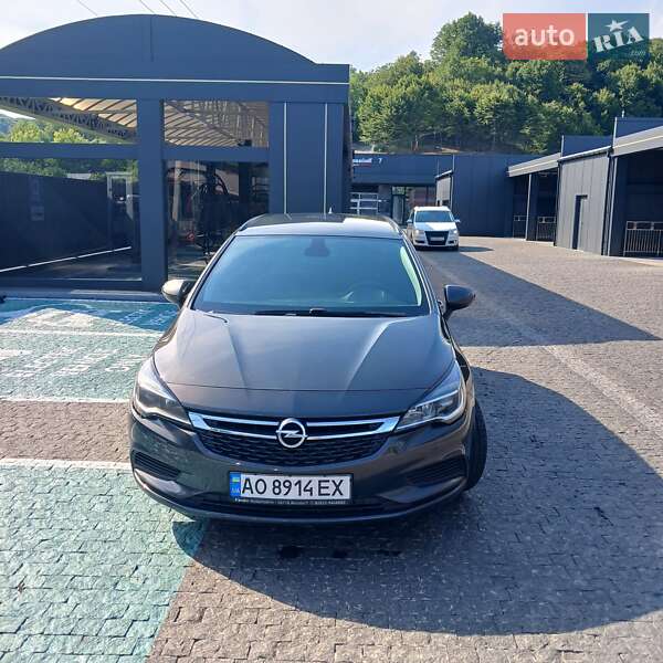 Універсал Opel Astra 2016 в Тячеві