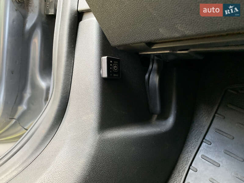 Универсал Opel Astra 2009 в Житомире