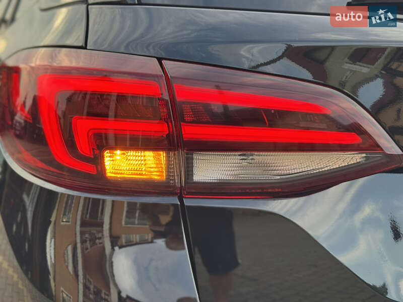 Универсал Opel Astra 2020 в Самборе