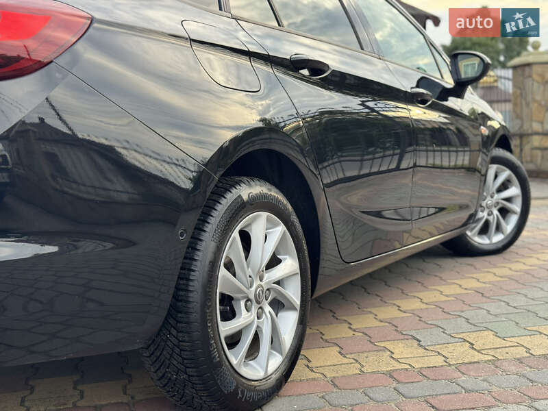 Универсал Opel Astra 2020 в Самборе