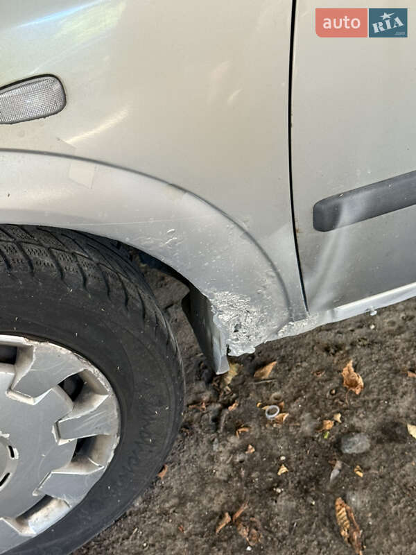 Седан Opel Astra 2006 в Києві