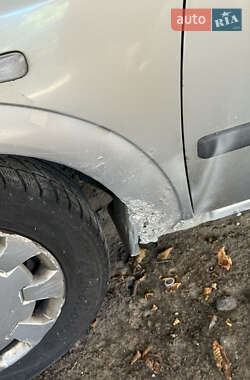 Седан Opel Astra 2006 в 