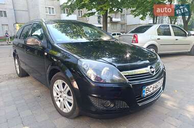 Универсал Opel Astra 2010 в Львове