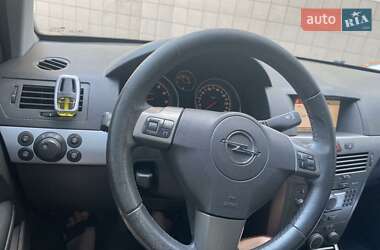 Універсал Opel Astra 2006 в 