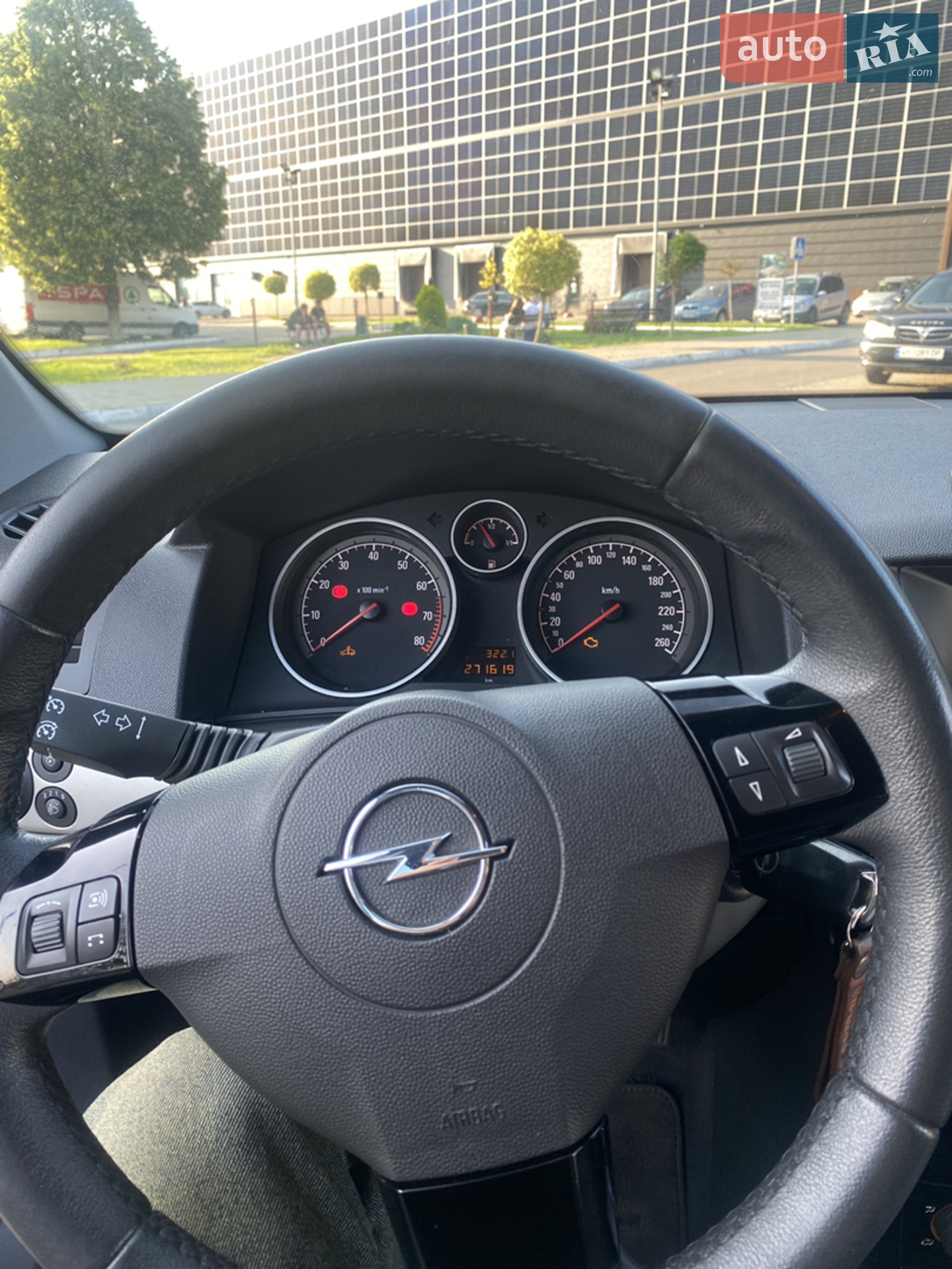 2010 Opel Astra - мініатюра 28