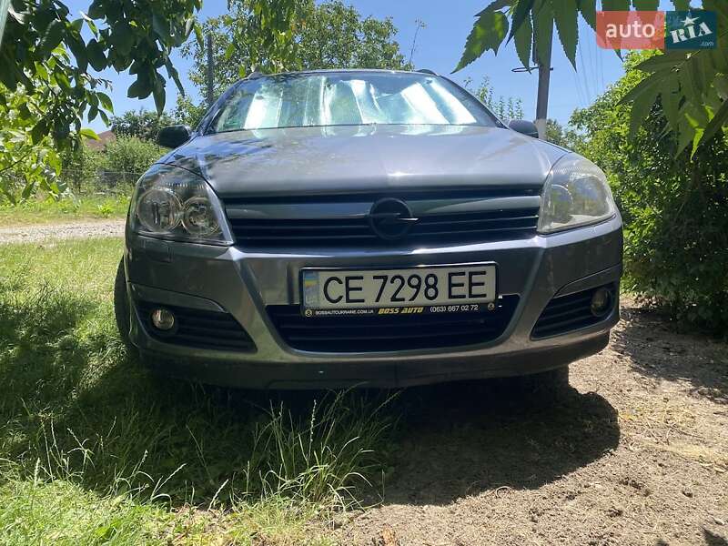 Универсал Opel Astra 2004 в Черновцах
