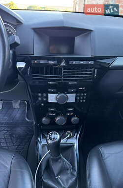 Универсал Opel Astra 2008 в 