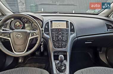 Универсал Opel Astra 2015 в 