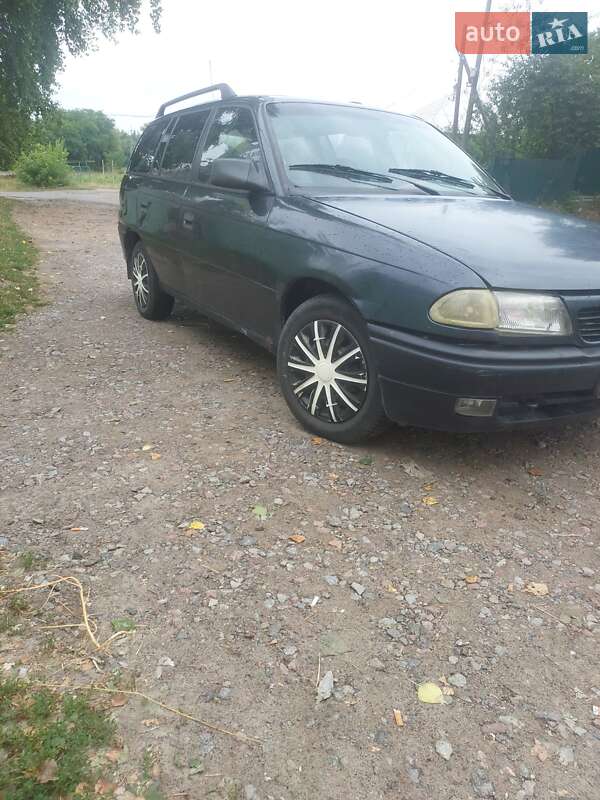 Универсал Opel Astra 1995 в Козельце фото 7 Универсал Opel Astra 1995 в Козельце