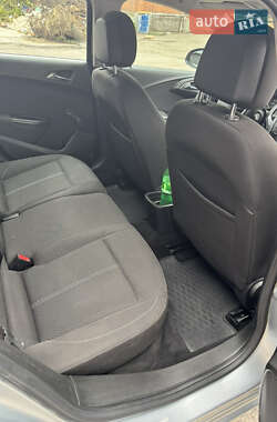 Универсал Opel Astra 2013 в 