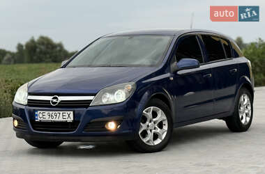 Хэтчбек Opel Astra 2006 в 