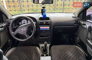 Седан Opel Astra 2007 в 
