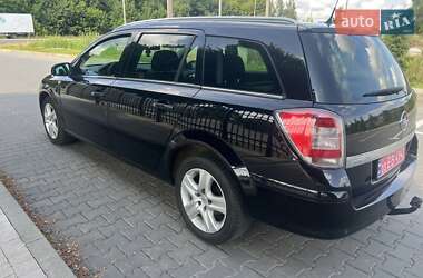 Универсал Opel Astra 2009 в 