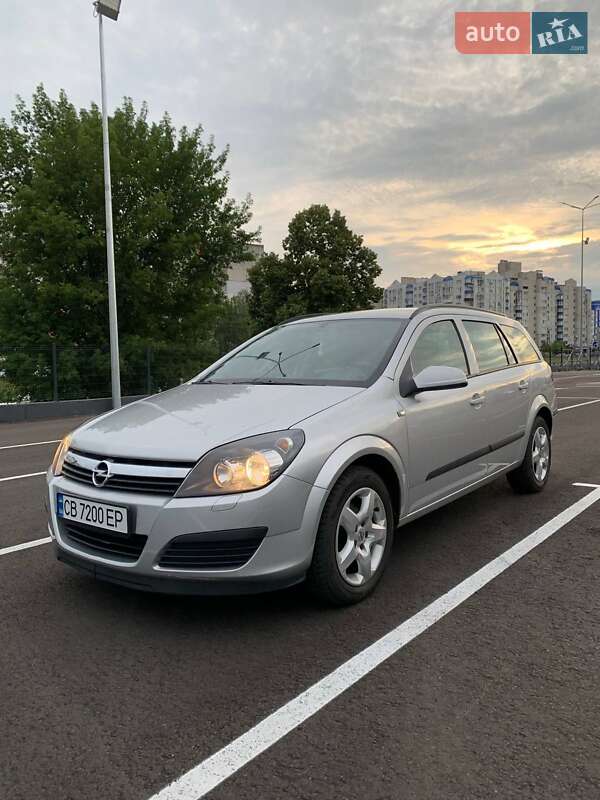 Универсал Opel Astra 2006 в 