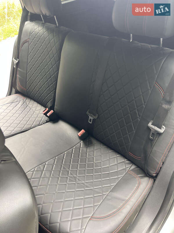 Универсал Opel Astra 2005 в Ровно
