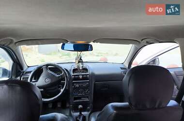 Седан Opel Astra 1999 в 