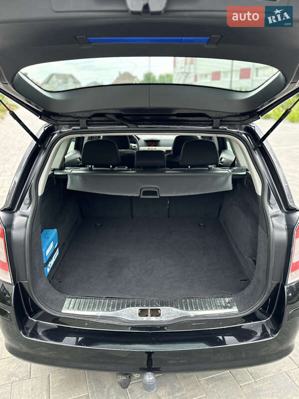Универсал Opel Astra 2007 в Луцке