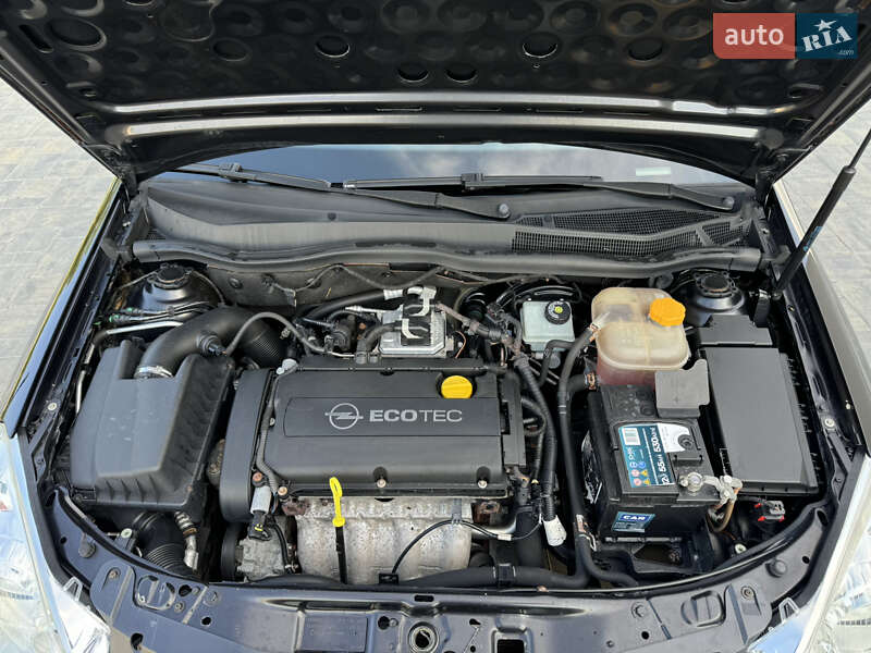 Универсал Opel Astra 2007 в Луцке