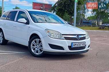 Универсал Opel Astra 2009 в 