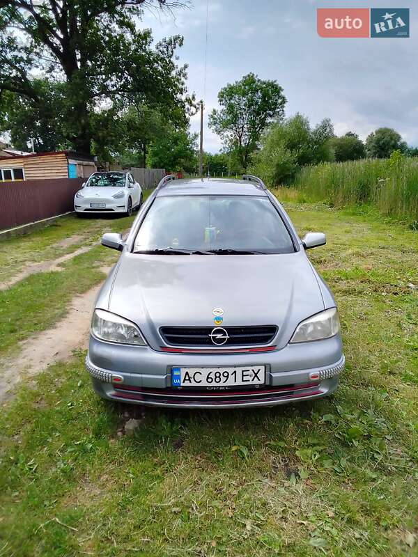 Універсал Opel Astra 2005 в Ратному