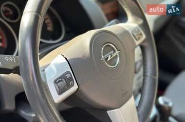 Универсал Opel Astra 2009 в 