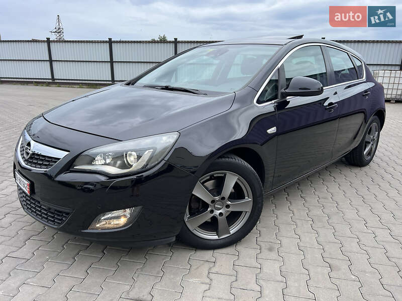 Opel Astra 2010