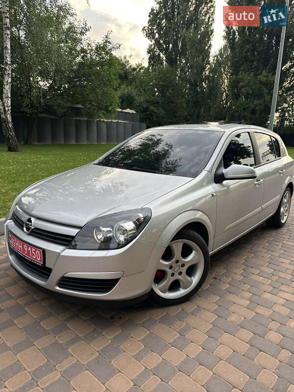 Хэтчбек Opel Astra 2005 в Броварах