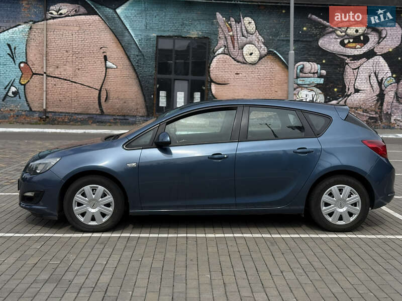 Хетчбек Opel Astra 2013 в Луцьку