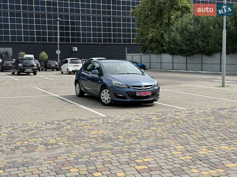 Хетчбек Opel Astra 2013 в Луцьку
