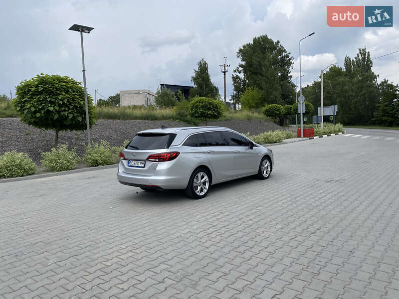 Универсал Opel Astra 2016 в Хмельницком