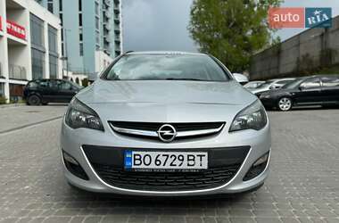 Універсал Opel Astra 2014 в Львові