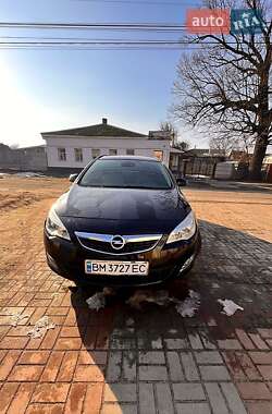 Универсал Opel Astra 2011 в Сумах