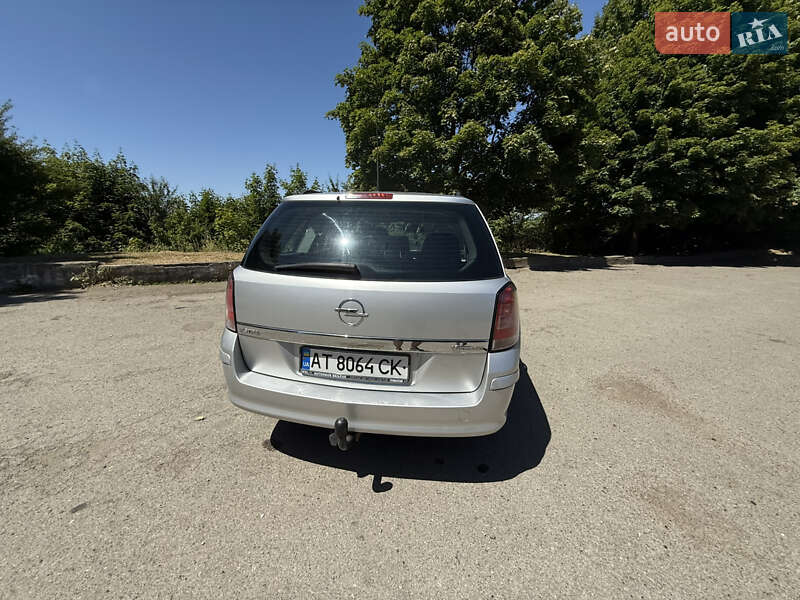 Универсал Opel Astra 2007 в Ивано-Франковске