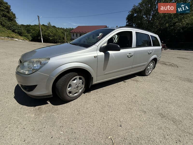 Универсал Opel Astra 2007 в Ивано-Франковске