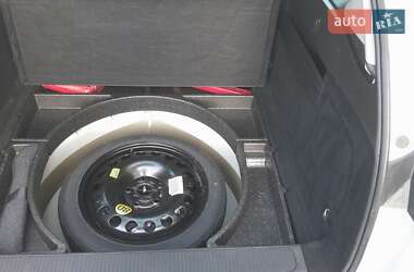 Универсал Opel Astra 2012 в 
