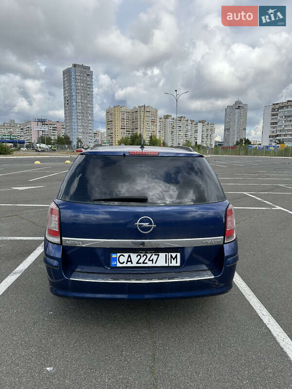 Универсал Opel Astra 2008 в Киеве