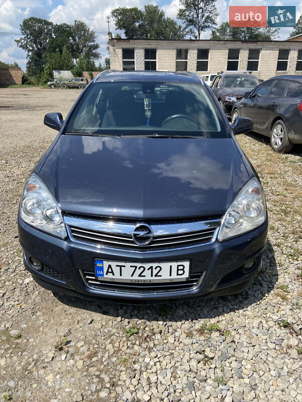 Универсал Opel Astra 2009 в 