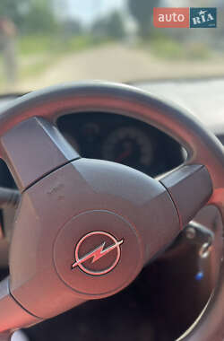 Универсал Opel Astra 2005 в 
