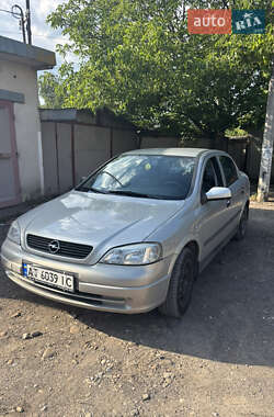 Седан Opel Astra 2008 в Ивано-Франковске
