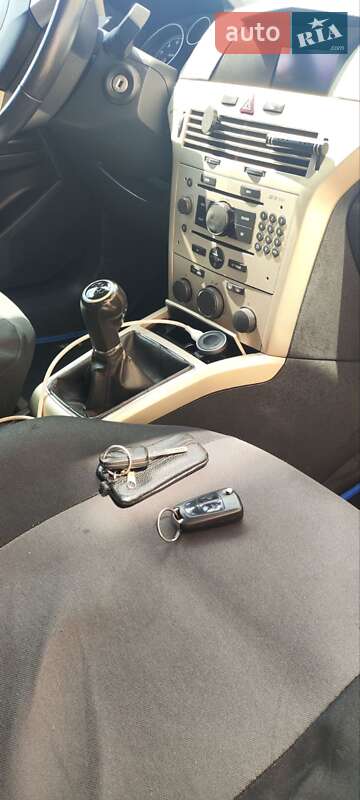 Универсал Opel Astra 2007 в Житомире