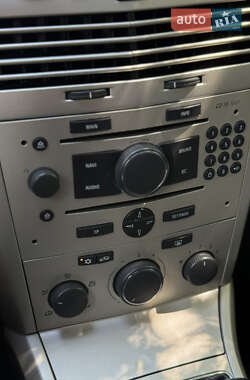 Универсал Opel Astra 2008 в 