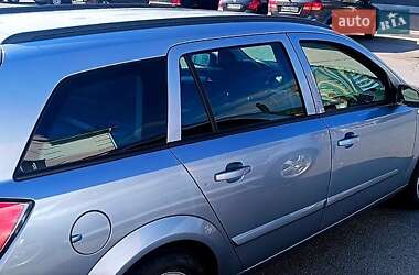 Універсал Opel Astra 2005 в Білій Церкві
