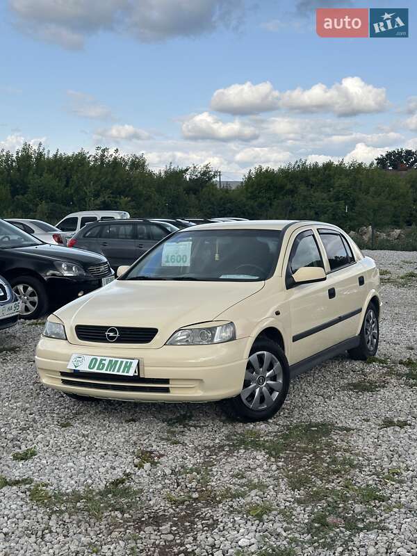 Opel Astra 2005