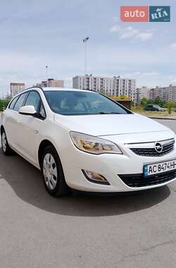 Универсал Opel Astra 2010 в Запорожье